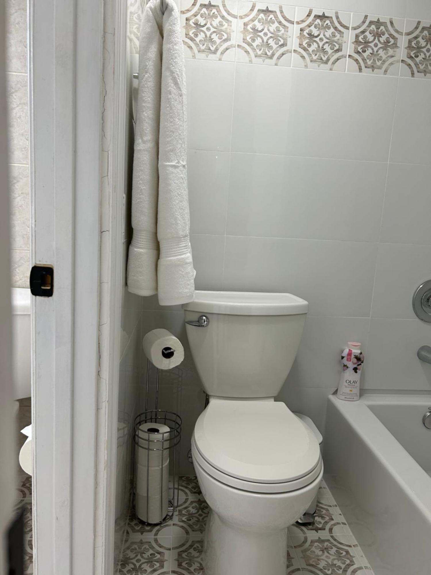 Beautiful Apartment With Very Elegant Colonial Decoration Tamiami Экстерьер фото